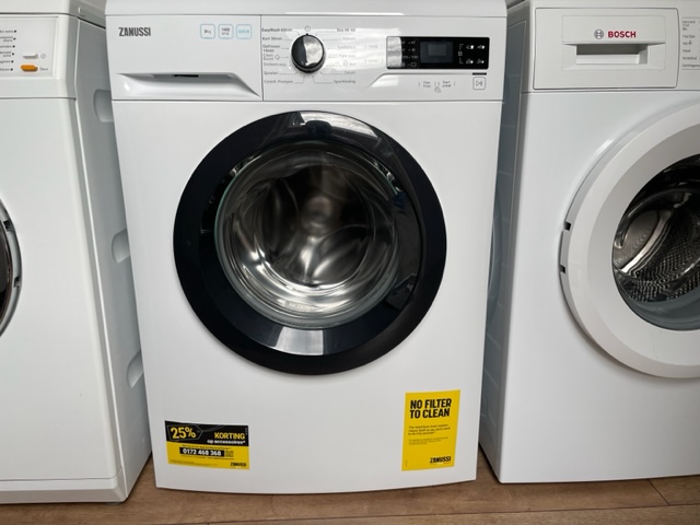 375 euro.Bijna Nieuw amper gebruikt Zanussi 8Kg 1400 Toeren A+++