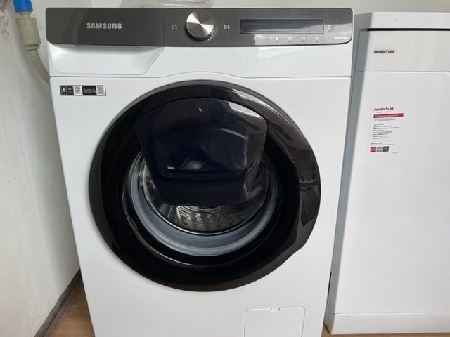 475 euro.Bijna Nieuw(2023) Amper gebruikt Samsung WW80T554AAT 8Kg